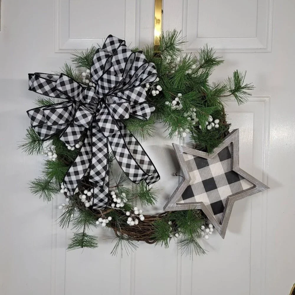 Black/White Buffalo Check Bow w/Star Wreath, Winter Holiday Star Wreath